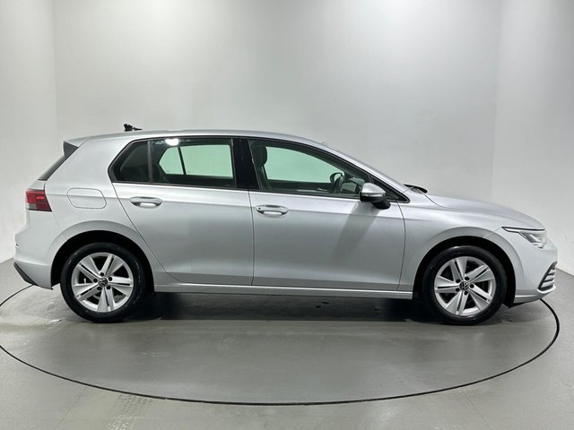 2021 Volkswagen Golf - Photo 9