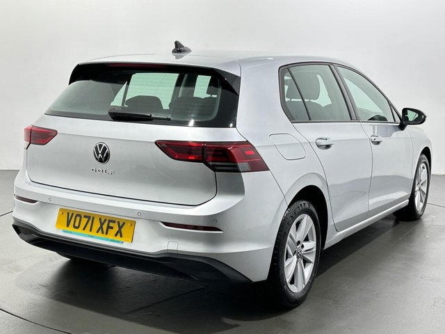 2021 Volkswagen Golf - Photo 8