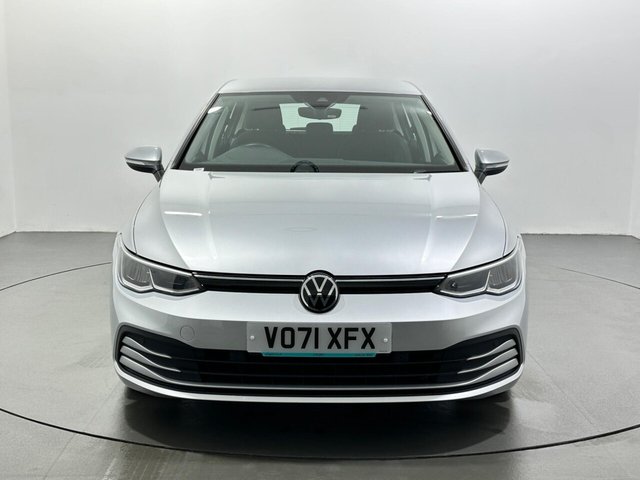 2021 Volkswagen Golf - Photo 3