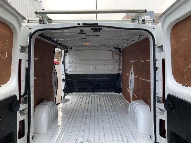 2021 Renault Trafic 2L Business+ 4dr - Photo 12