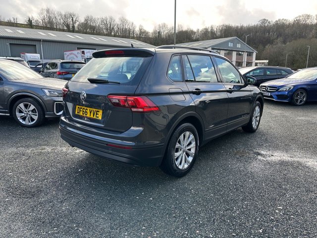 2016 VOLKSWAGEN TIGUAN 2.0 TDI BlueMotion Tech S SUV 5dr Diesel Manual Euro 6 (s/s) (150 ps) - Photo 6