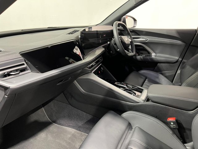View our AUDI Q5