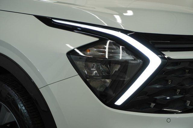 2025 KIA SPORTAGE - Photo 9