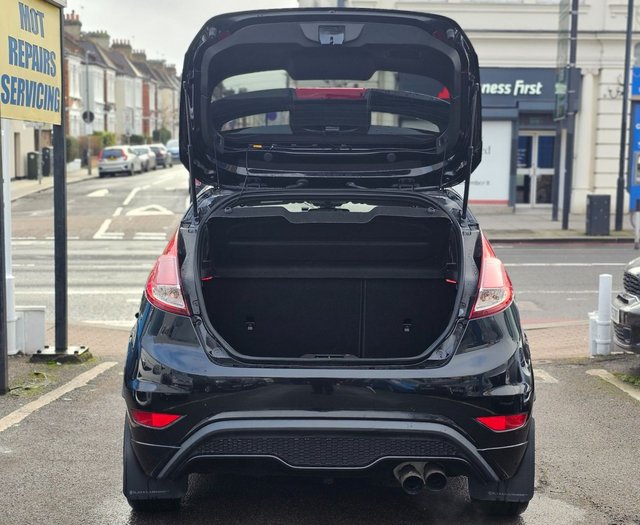 2014 FORD FIESTA - Photo 10