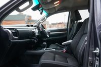 USED 2022 72 TOYOTA HI-LUX 2.4 D-4D Invincible Pickup Double Cab 4dr Diesel Auto 4WD Euro 6 (s/s) (150 ps) 