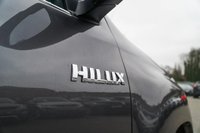 USED 2022 72 TOYOTA HI-LUX 2.4 D-4D Invincible Pickup Double Cab 4dr Diesel Auto 4WD Euro 6 (s/s) (150 ps) 