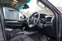 USED 2022 72 TOYOTA HI-LUX 2.4 D-4D Invincible Pickup Double Cab 4dr Diesel Auto 4WD Euro 6 (s/s) (150 ps) 