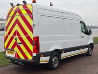 USED 2021 71 MERCEDES-BENZ SPRINTER 2.1 316 CDI Progressive Panel Van 5dr Diesel Manual RWD L2 H2 Euro 6 (s/s) (163 ps) DAB RADIO & APPLY CARPLAY