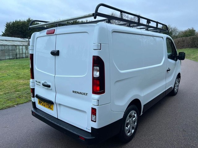 2023 RENAULT TRAFIC 2.0 dCi Blue SL28 Business+ Panel Van 5dr Diesel Manual L1 H1 Euro 6 (s/s) (130 ps) - Photo 5