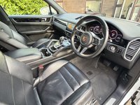 USED 2019 19 PORSCHE CAYENNE 3.0T V6 SUV 5dr Petrol TiptronicS 4WD Euro 6 (s/s) (340 ps) Huge Spec Over 10k In Extras! FSH!