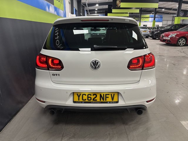 2012 Volkswagen Golf 2L GTI 5dr - Photo 5