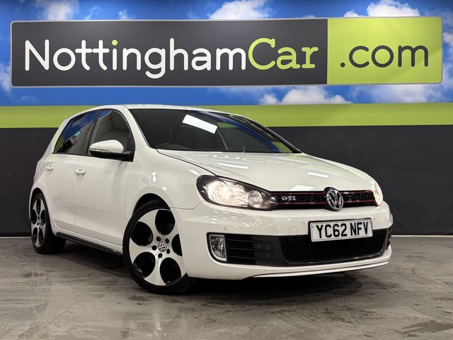 2012 Volkswagen Golf 2L GTI 5dr - Photo 2