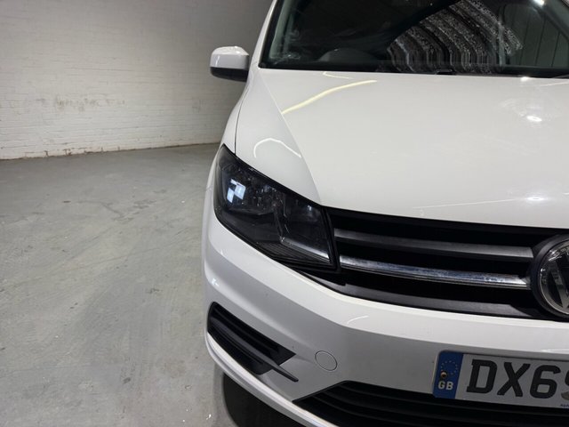2019 VOLKSWAGEN CADDY - Photo 8