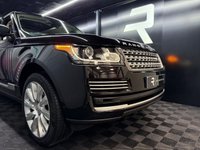USED 2017 67 LAND ROVER RANGE ROVER 3.0 TD V6 Vogue SE SUV 5dr Diesel Auto 4WD Euro 6 (s/s) (258 ps) Pan Roof | Soft Close | Auto Cruise