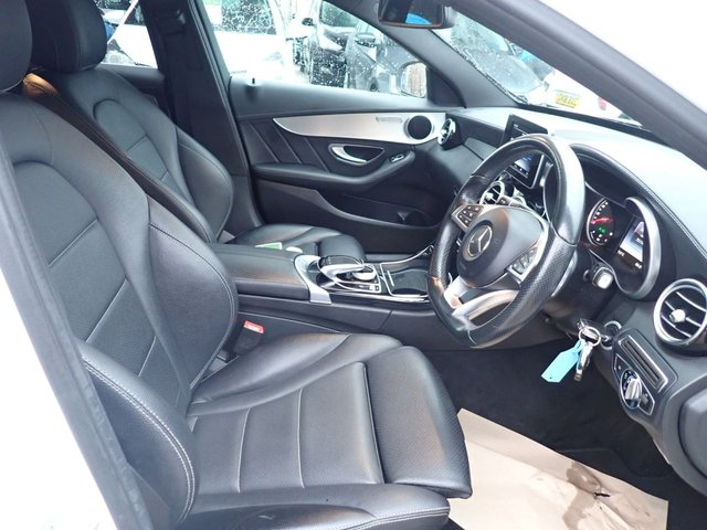 2015 Mercedes-Benz C-CLASS - Photo 9