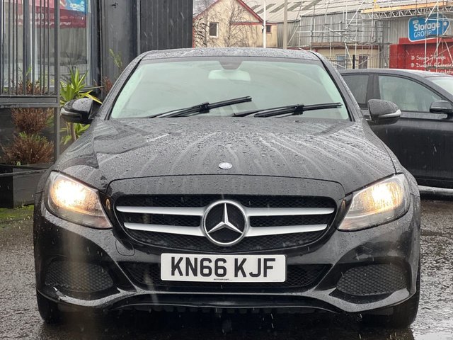 2016 Mercedes-Benz C-CLASS - Photo 2