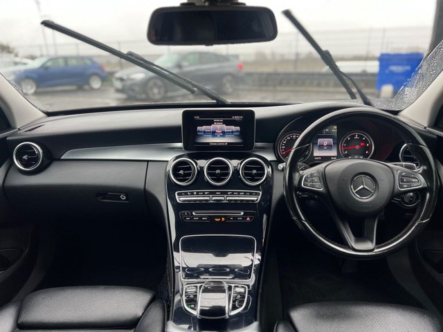 2016 Mercedes-Benz C-CLASS - Photo 4