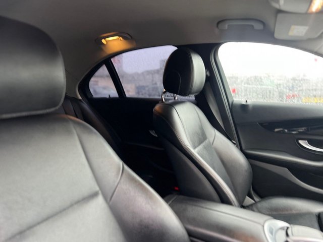 2016 Mercedes-Benz C-CLASS - Photo 12