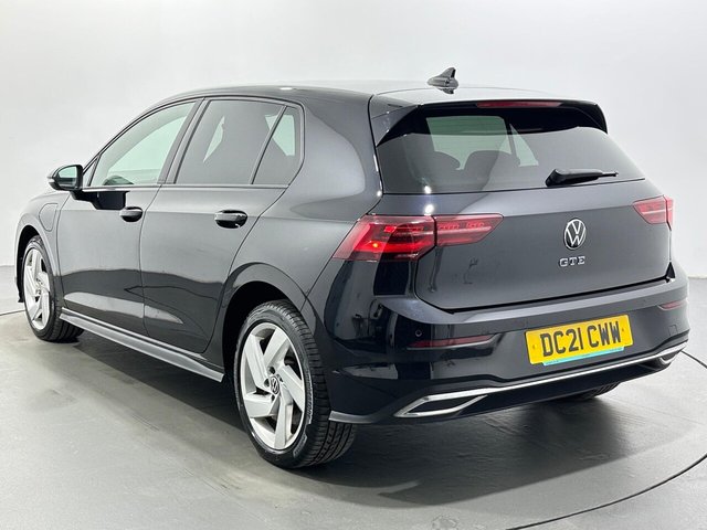 2021 Volkswagen Golf - Photo 6