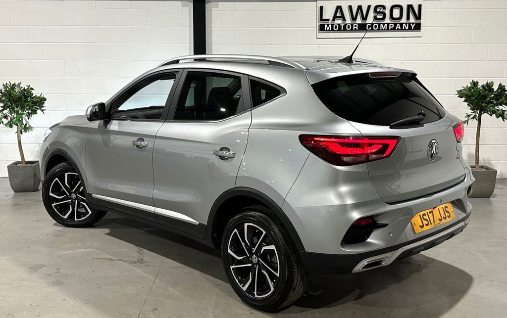 USED 2024 17 MG MG ZS MG ZS 1.0 T-GDI Exclusive SUV 5dr Petrol Auto Euro 6 (111 ps) 