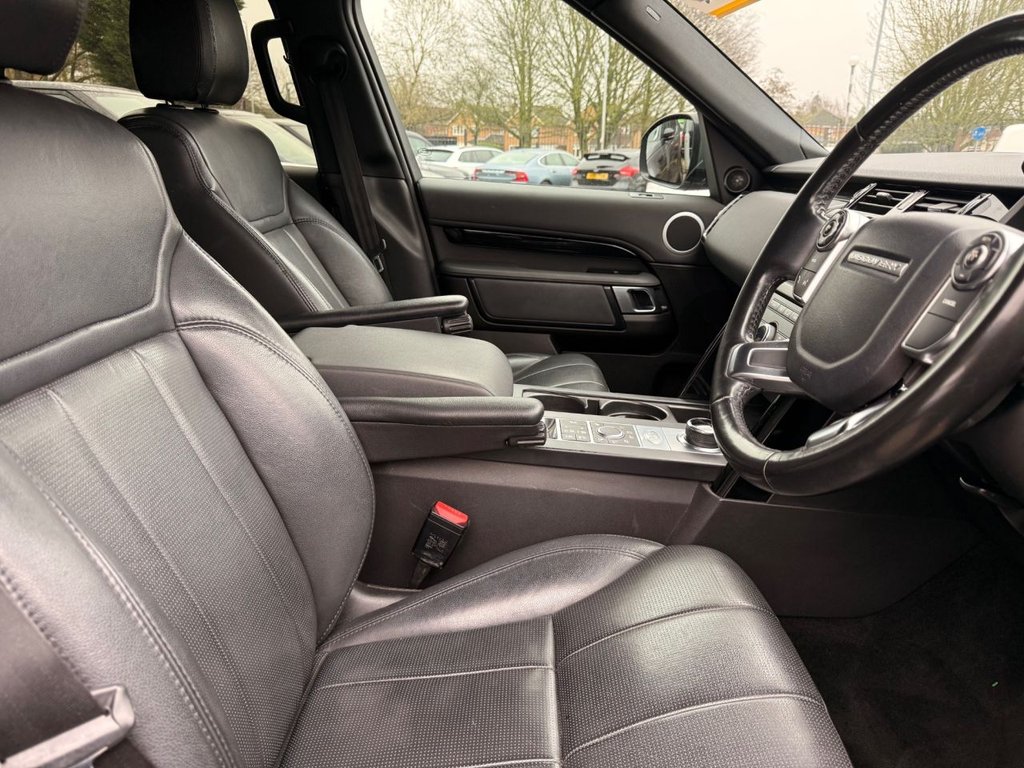 USED 2017 17 LAND ROVER DISCOVERY 3.0 TD V6 SE SUV 5dr Diesel Auto 4WD Euro 6 (s/s) (258 ps) (7 SEATS)