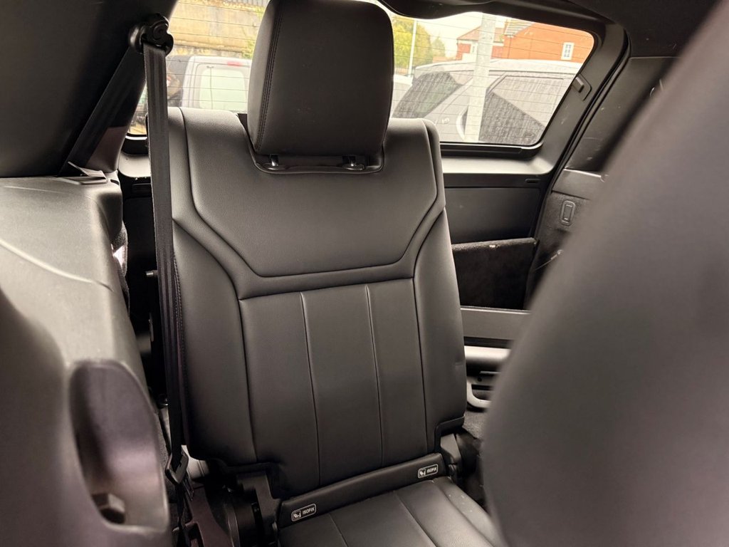 USED 2017 17 LAND ROVER DISCOVERY 3.0 TD V6 SE SUV 5dr Diesel Auto 4WD Euro 6 (s/s) (258 ps) (7 SEATS)