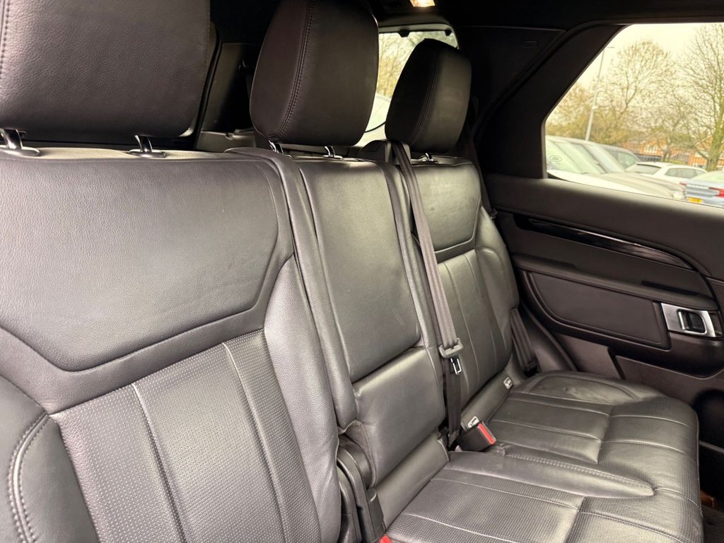USED 2017 17 LAND ROVER DISCOVERY 3.0 TD V6 SE SUV 5dr Diesel Auto 4WD Euro 6 (s/s) (258 ps) (7 SEATS)