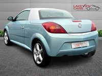 USED 2009 09 VAUXHALL TIGRA 1.4i 16v Exclusiv Convertible 2dr Petrol Manual (a/c) (146 g/km, 89 bhp) DRIVES  SUPERB LOVELY CONDITION