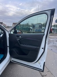 USED 2023 73 RENAULT CAPTUR 1.0 TCe techno SUV 5dr Petrol Manual Euro 6 (s/s) (90 ps) 