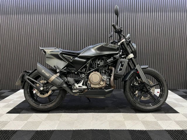 View our HUSQVARNA SVARTPILEN 701