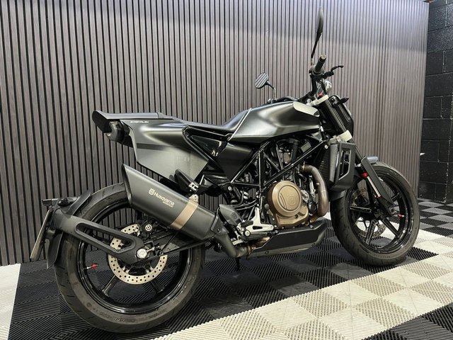 View our HUSQVARNA SVARTPILEN 701