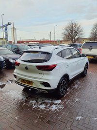 USED 2022 22 MG MG ZS 1.5 VTi-TECH Exclusive SUV 5dr Petrol Manual Euro 6 (s/s) (106 ps) GENUINE MILEAGE HPI CLEAR