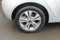 USED 2017 17 KIA VENGA 1.6 3 MPV 5dr Petrol Auto Euro 6 (123 bhp) 40,000 miles