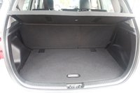 USED 2017 17 KIA VENGA 1.6 3 MPV 5dr Petrol Auto Euro 6 (123 bhp) 40,000 miles