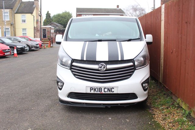 2018 VAUXHALL VIVARO - Photo 6