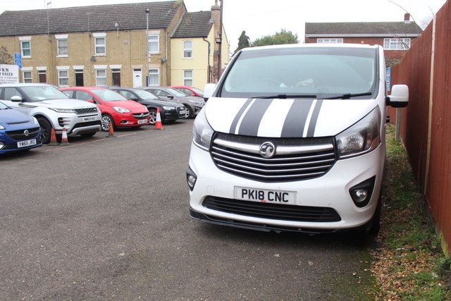 2018 VAUXHALL VIVARO - Photo 7