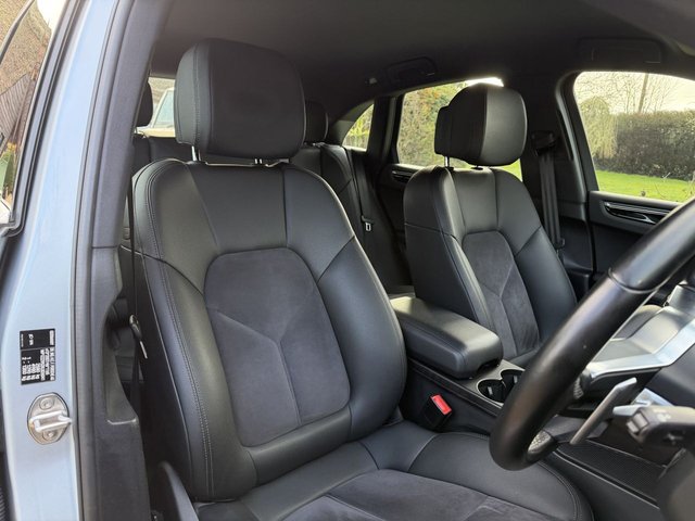 2019 PORSCHE MACAN - Photo 10