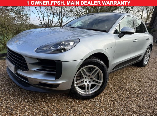 2019 PORSCHE MACAN