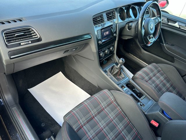 2014 VOLKSWAGEN GOLF 2.0 TSI BlueMotion Tech GTI Performance Hatchback 5dr Petrol Manual Euro 6 (s/s) (230 ps) - Photo 12