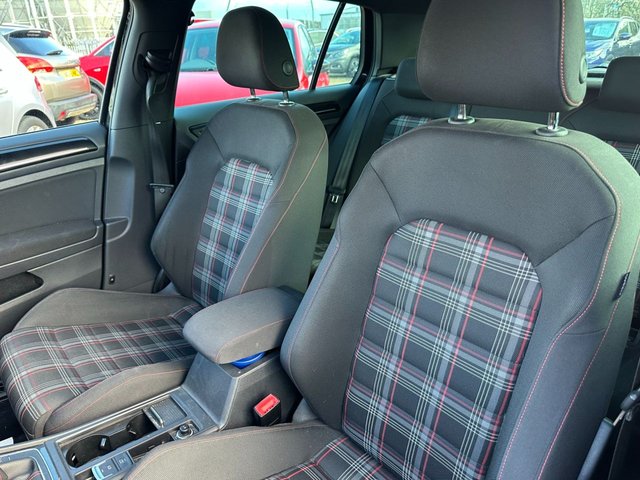 2014 VOLKSWAGEN GOLF 2.0 TSI BlueMotion Tech GTI Performance Hatchback 5dr Petrol Manual Euro 6 (s/s) (230 ps) - Photo 8