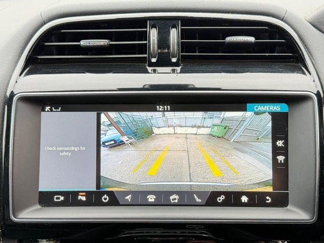 2020 JAGUAR F-PACE 2.0 D240 R-Sport Auto AWD Euro 6 (s/s) 5dr - Photo 6