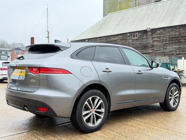 2020 JAGUAR F-PACE 2.0 D240 R-Sport Auto AWD Euro 6 (s/s) 5dr - Photo 9
