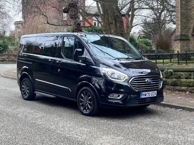 2020 Ford Tourneo Custom 2L Titanium 5dr - Photo 5