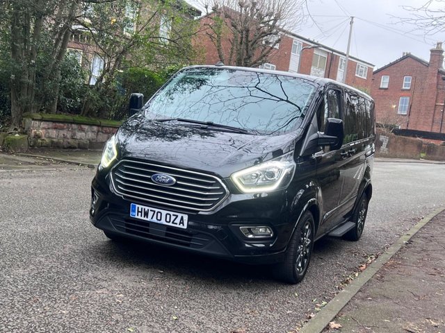 2020 Ford Tourneo Custom 2L Titanium 5dr - Photo 6