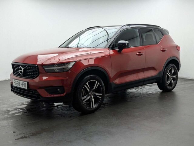 USED 2018 68 VOLVO XC40 1.5 T3 R-Design SUV 5dr Petrol Manual Euro 6 (s/s) (156 ps) LEATHER SEATS+PARKING SENSORS CLICK&COLLECT/HOME DELIVERY