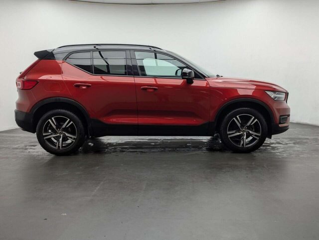 USED 2018 68 VOLVO XC40 1.5 T3 R-Design SUV 5dr Petrol Manual Euro 6 (s/s) (156 ps) LEATHER SEATS+PARKING SENSORS CLICK&COLLECT/HOME DELIVERY