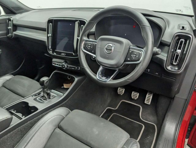 USED 2018 68 VOLVO XC40 1.5 T3 R-Design SUV 5dr Petrol Manual Euro 6 (s/s) (156 ps) LEATHER SEATS+PARKING SENSORS CLICK&COLLECT/HOME DELIVERY