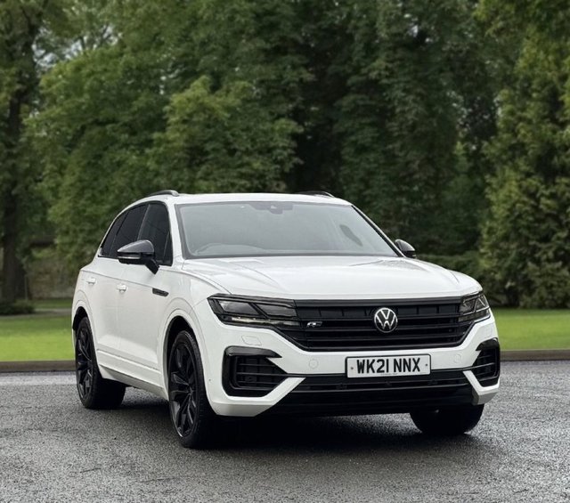 VOLKSWAGEN TOUAREG 3.0 TDI V6 Black Edition SUV 5dr Diesel Tiptronic 4Motion Euro 6 (s/s) (286 ps) - Photo 1