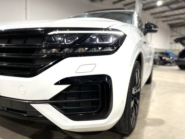 VOLKSWAGEN TOUAREG 3.0 TDI V6 Black Edition SUV 5dr Diesel Tiptronic 4Motion Euro 6 (s/s) (286 ps) - Photo 8