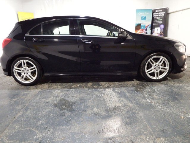 2015 Mercedes-Benz A-CLASS - Photo 2